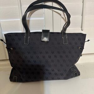 Dooney & Bourke Black Logo Jacquard Tote Bag — Classic Shoulder Bag